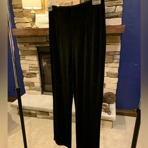 Black traveler pants by Chicos